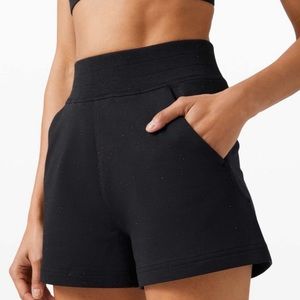 LULULEMON LA sweat short - size 6